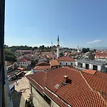 Apartment Bazar Charm- Cozy Urban Retreat In Historic Heart Skopje