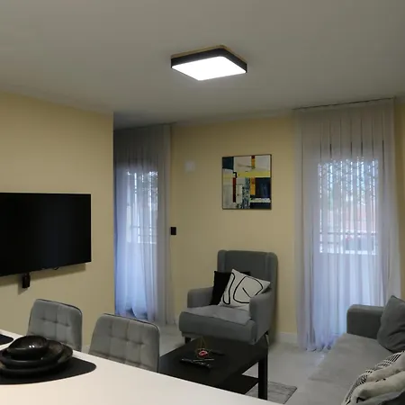 Bazar Charm- Cozy Urban Retreat In Historic Heart * Σκόπια