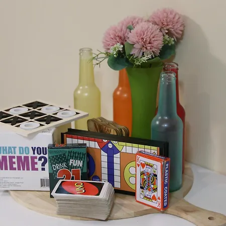 Bazar Charm- Cozy Urban Retreat In Historic Heart *