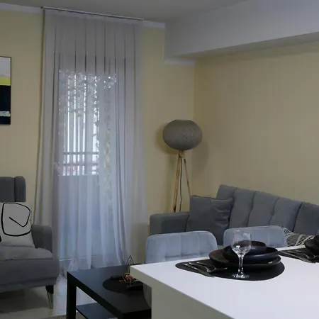 Bazar Charm- Cozy Urban Retreat In Historic Heart Skopje