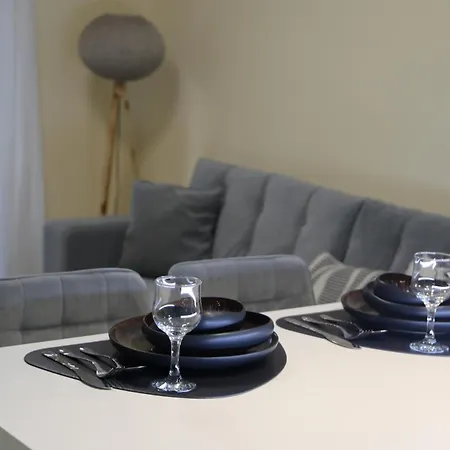 Bazar Charm- Cozy Urban Retreat In Historic Heart Apartment Skopje