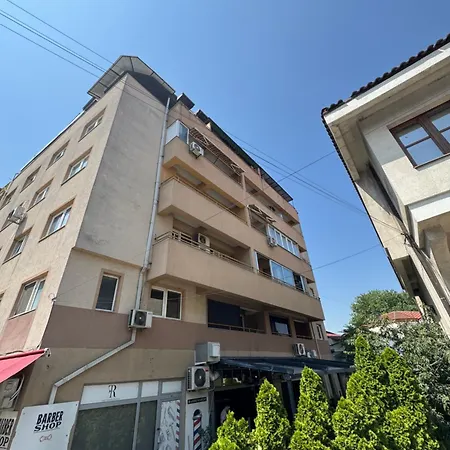 アパート Bazar Charm- Cozy Urban Retreat In Historic Heart