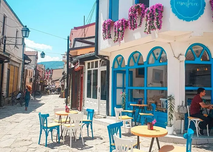 Bazar Charm- Cozy Urban Retreat In Historic Heart Скопье
