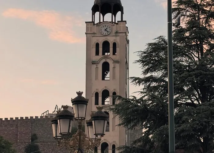 Bazar Charm- Cozy Urban Retreat In Historic Heart Apartament *